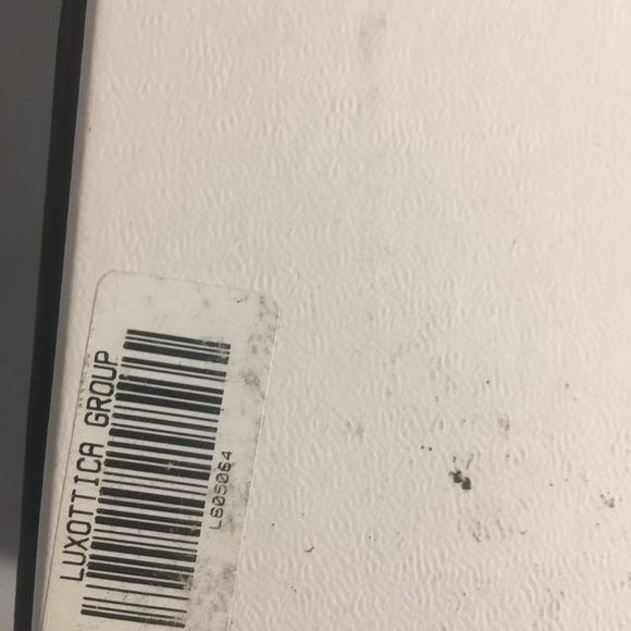 Chanel logos original with code sunglasses with case only. - Picture 5 of 13